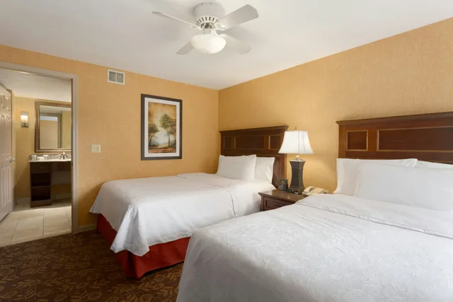 2 Bedrooms, Suite, 1 King or 2 Queen Beds، Homewood Suites By Hilton Syracuse Liverpool 1/8