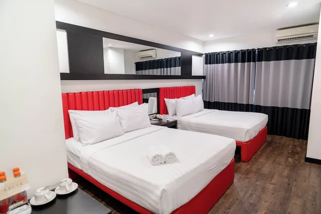غرفة عائلية بسريرين كوين، Kalya Hotel Bandung 1/6