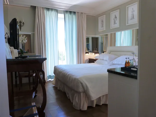 غرفة سوبيريور بسريرين منفصلين، Excelsior Palace Portofino Coast 4/6