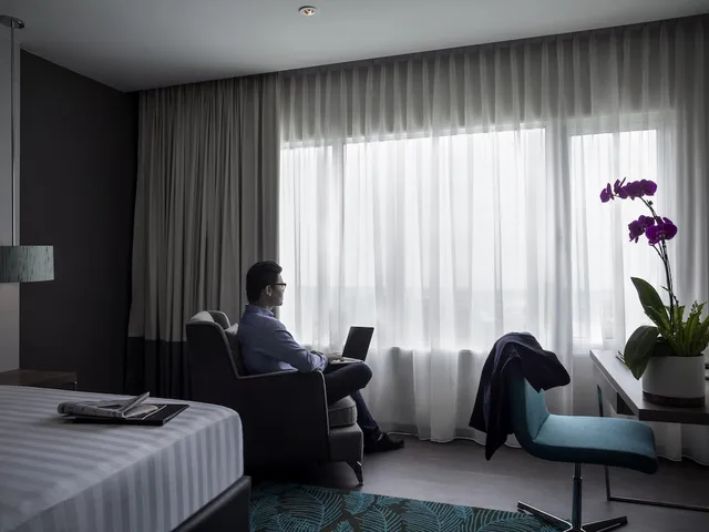 Superior, Suite, King Bed, Pullman Miri Waterfront 6/9