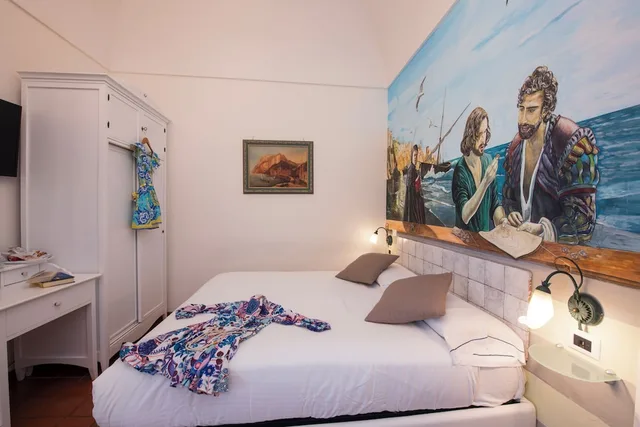1 Bedroom, Standard, Triple, Courtyard View, Courtyard Area، Hotel Antica Repubblica 1/3
