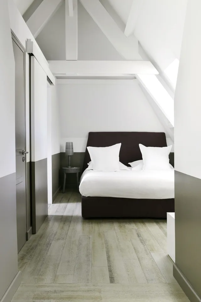 Atelier, Suite, Queen Bed, Sofa، White 1921 Saint-Tropez 1/9