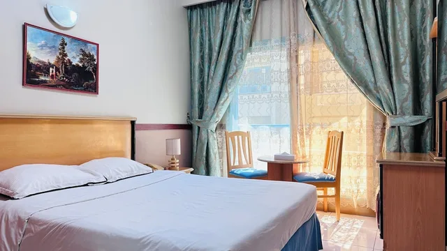 غرفة قياسية مزدوجة بسرير كينج، Palette San Marino Hotel 7/10