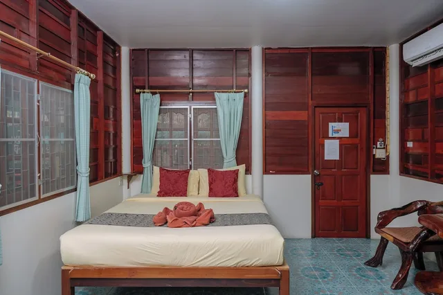 بنغل بسرير مزدوج، Pongphen Guesthouse 1/8