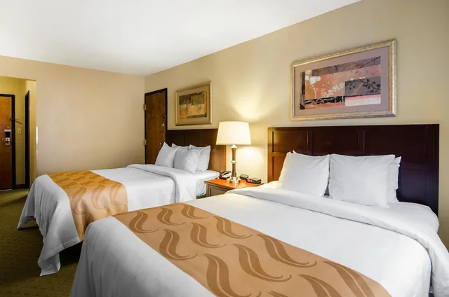 غرفة قياسية بسريرين كوين، Quality Inn Summersville 1/5