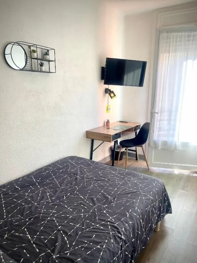 غرفة اقتصادية مفردة بسرير مزدوج، HOTEL COLISEE VERDUN 3/3