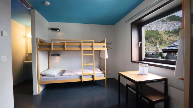 سكن مشترك مختلط بستة أسرّة، Youth Hostel Zermatt 2/5