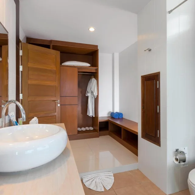 جناح بسرير كينج بإطلالة على البحر، The View Rawada Phuket 8/10