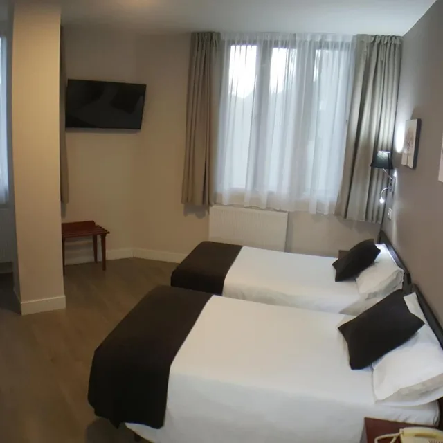 Room, Twin Beds, Hotel El Haya 4/8