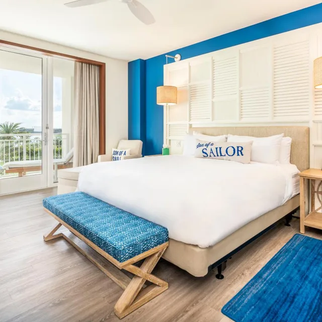جناح بسرير كينج بإطلالة على المسبح لذوي الإعاقة، Margaritaville Resort Orlando 1/3