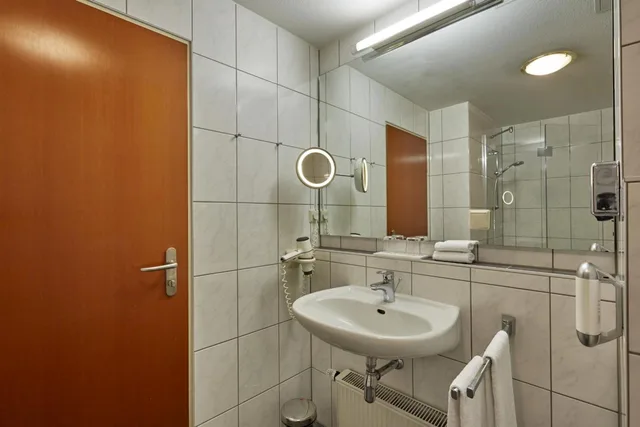 غرفة كومفورت مفردة، Heiner Hotel Darmstadt 6/8