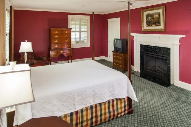 غرفة بسرير كوين بإطلالة على المرفأ، Harbour View Inn 6/9