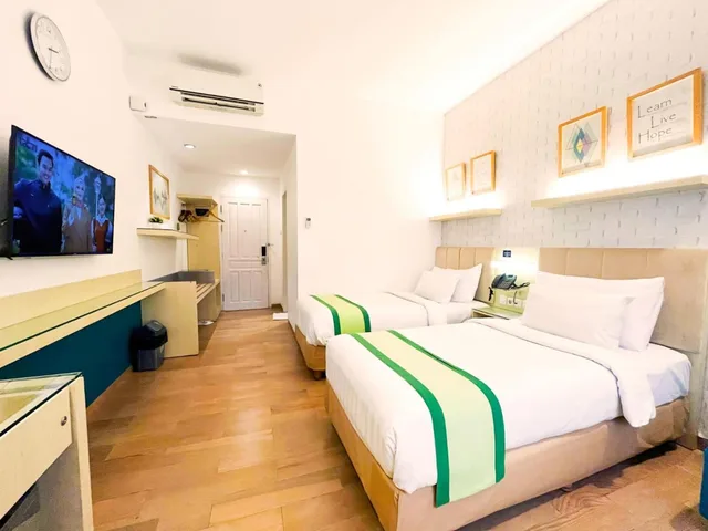 غرفة سوبيريور بسريرين منفصلين، Hotel Wisata Niaga 1/2