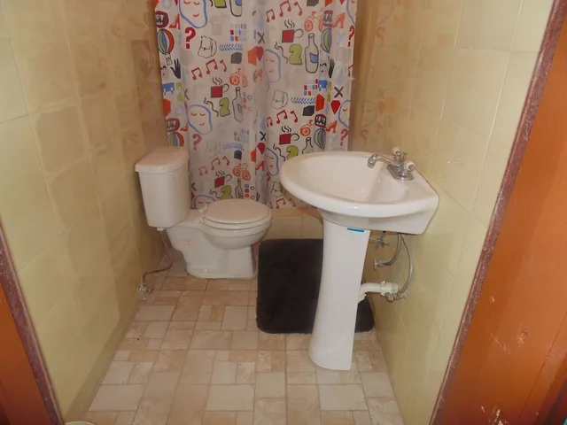غرفة قياسية بسرير كوين، Metro Residences Hotel 2/2