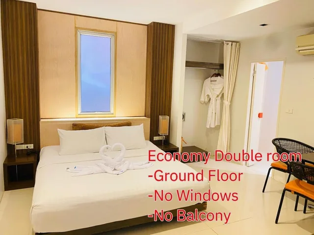 غرفة اقتصادية بسرير مزدوج، The Album Hotel 4/5