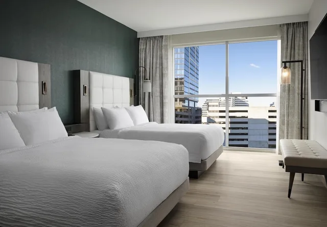 Room, 2 Queen Beds, Accessible, Tempo by Hilton Nashville Midtown 1/5