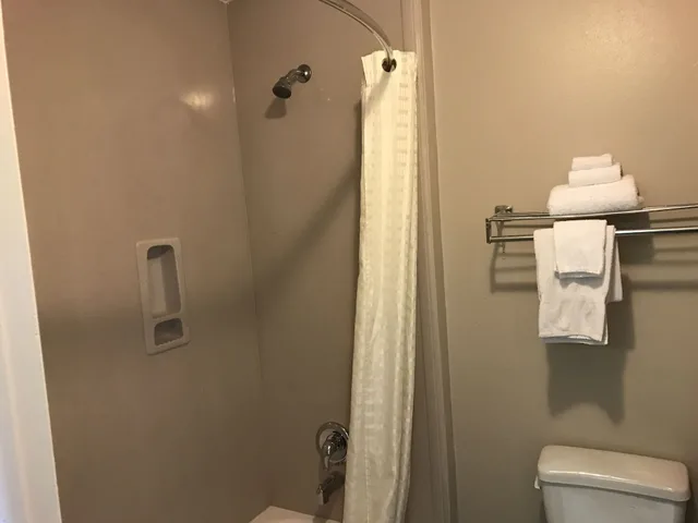 غرفة بسرير كوين للمدخنين، Express Inn Weslaco Mercedes 5/5