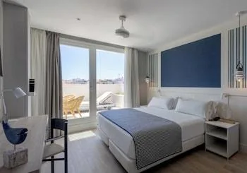 Superior, Single, Double Bed, Garden View, Terrace, Catalonia Mirador des Port 1/1