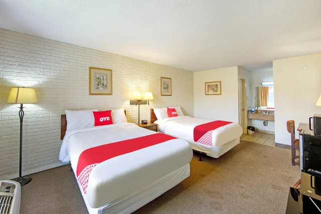 غرفة بسريرين كوين، OYO Hotel Doswell Kings Dominion 6/10