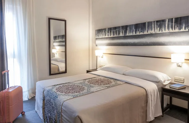غرفة بسرير كوين، Macia Plaza 1/10