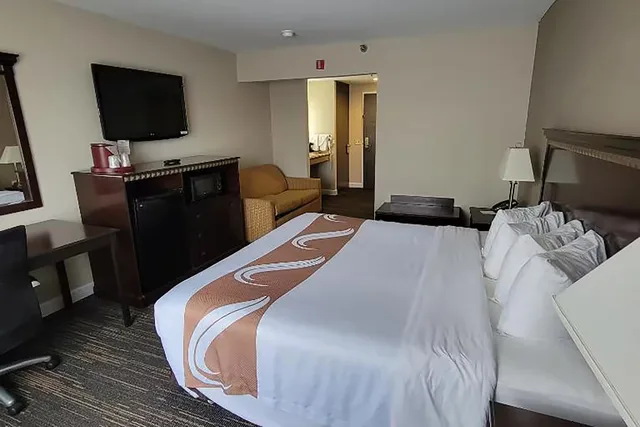 غرفة بسرير كوين، Remembrance Inn Gettysburg, PA 3/4