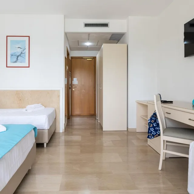 غرفة كلاسيكية رباعية، Nicolaus Club La Giurlita 4/8