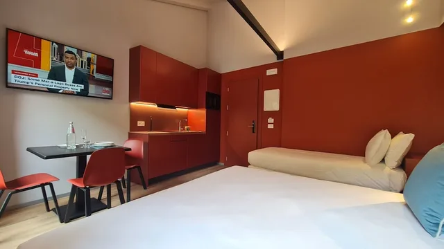 شقة بسريرين كوين بغرفة نوم واحدة في الملحق، Venice Michelangelo Hotel 10/10