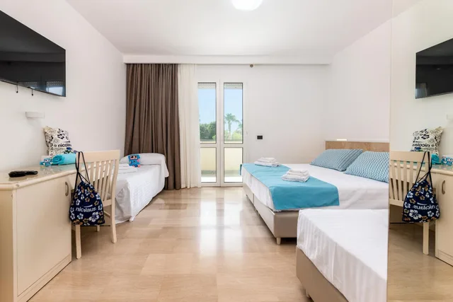 غرفة كلاسيكية رباعية، Nicolaus Club La Giurlita 3/8