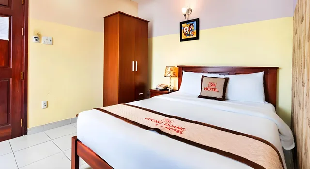 Deluxe, Double Bed, Balcony, Vuong Quang Hotel 1/3