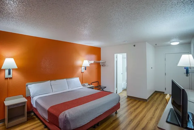 غرفة ديلوكس بسرير كينج، Motel6 Tucson, AZ - North 2/10