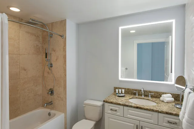 غرفة بسرير مزدوج، Westin Cape Coral Resort Formely the Resort At Marina Village 1/2