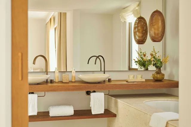 Family Suite, Junior Suite, 2 King Beds, Sofa، La Zambra the Unbound Collection By Hyatt 3/3
