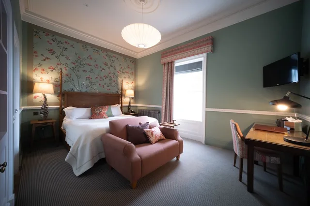 Comfy, King Bed، Eleven Didsbury Park 1/8