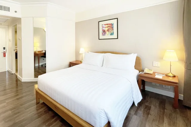 غرفة كلاسيكية بسرير كوين، Le Siam Hotel 1/7