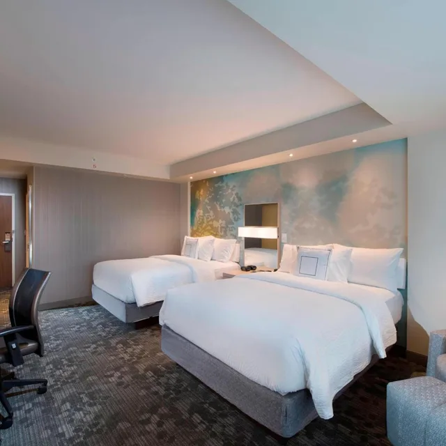 غرفة بسريرين كوين، Courtyard Atlanta Alpharetta Avalon Area 7/10