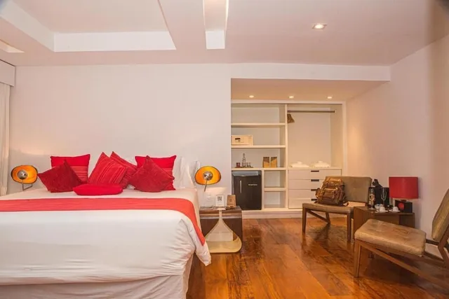 جناح سوبيريور بسرير كينج، Insolito Boutique Hotel 1/10