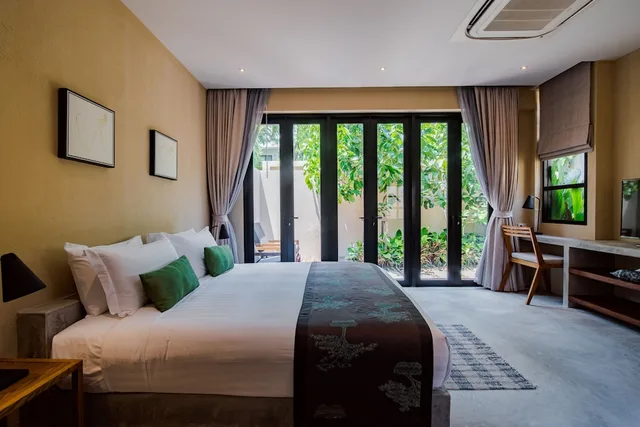 بنغل فاخر بسرير كينج يُسمح فيها بالحيوانات الأليفة، Anantasila Beach Resort Hua Hin 1/2