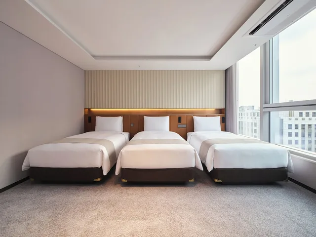غرفة بريميير ثلاثية بثلاثة أسرّة، Stanford Hotel Myeongdong 1/6