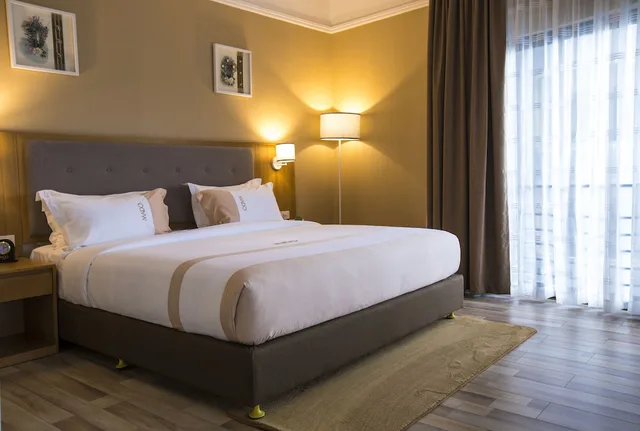 Executive King Room, Mado Hotel 3/3