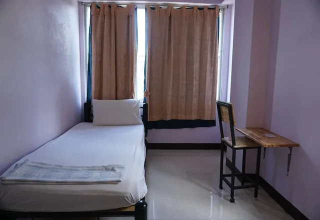 Room, Single, Single Bed, with Fan، Bella Bella River View 5/10