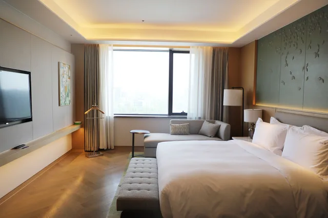 Suite, Single Bed, Holiday Inn Zhengzhou High-Tech Zone 1/6