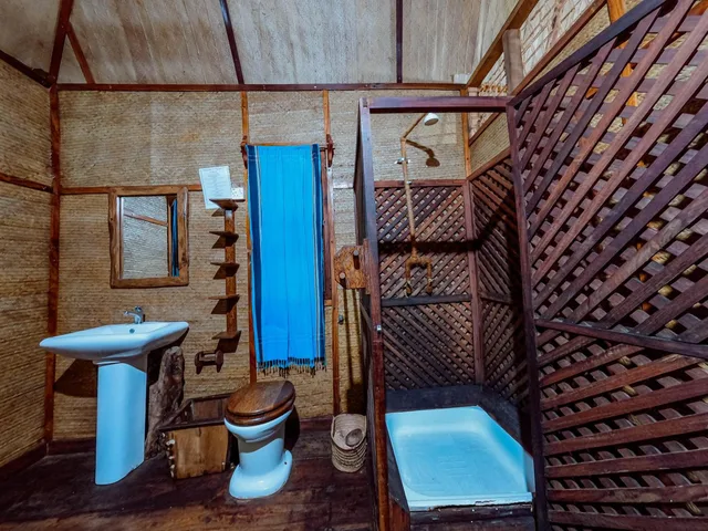 بنغل، Pemba Lodge 3/5