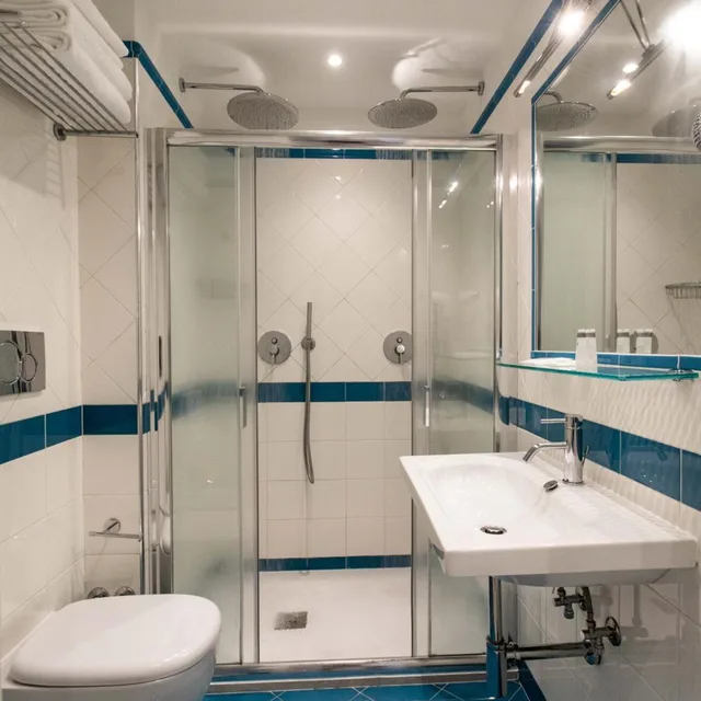 Deluxe, Double or Twin Bed, External Jetted Tub, Terrace، Hotel Greif 5/10