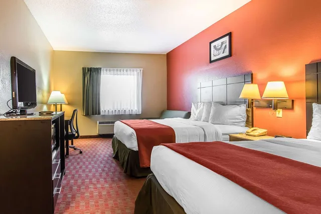 غرفة بسريرين كوين، Quality Inn & Suites La Vergne, TN 1/2