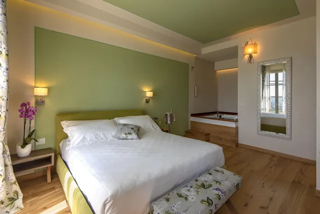 جناح بجاكوزي، Resort 37 2/6