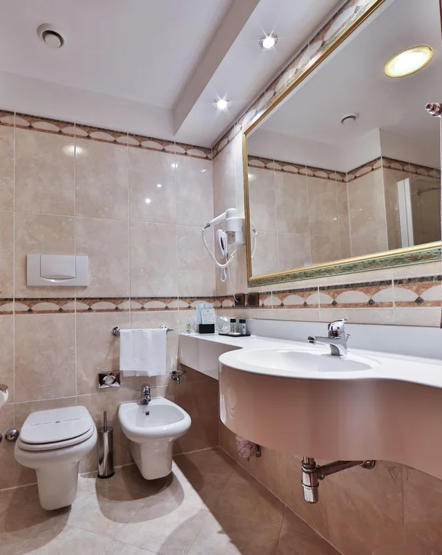غرفة رباعية بثلاثة أسرّة، Hotel Mirage Sure Hotel Collection By Best Western 4/6