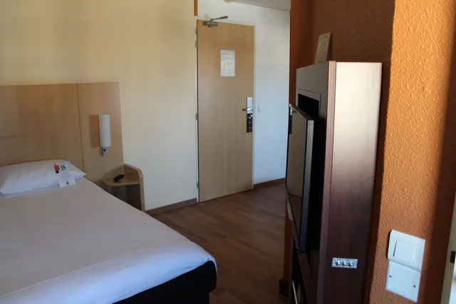 غرفة قياسية بسريرين منفصلين، ibis Nice Centre Gare 7/10
