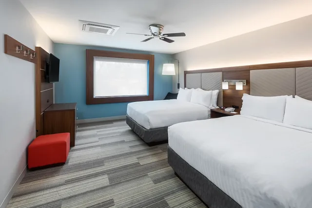 غرفة قياسية بسرير كينج لذوي الإعاقة، Holiday Inn Express And Suites West Plains Southwest 2/4
