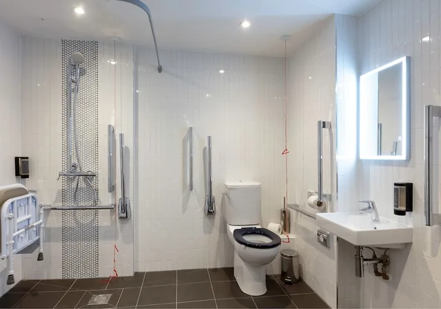 غرفة بسرير مزدوج لذوي الإعاقة، Point A Hotel Dublin, The Liberties 6/7