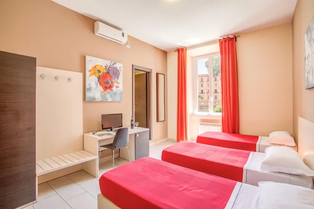 غرفة ثلاثية، Hotel Mosaic Central Rome 4/10